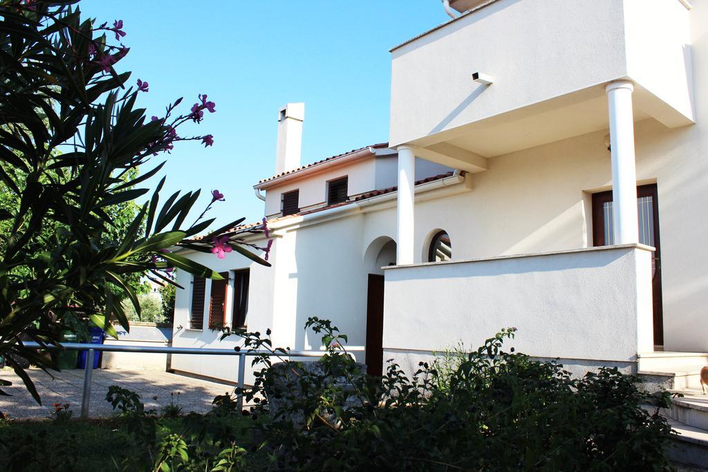 Apartments Cavae Romanae Medulin Buitenkant foto